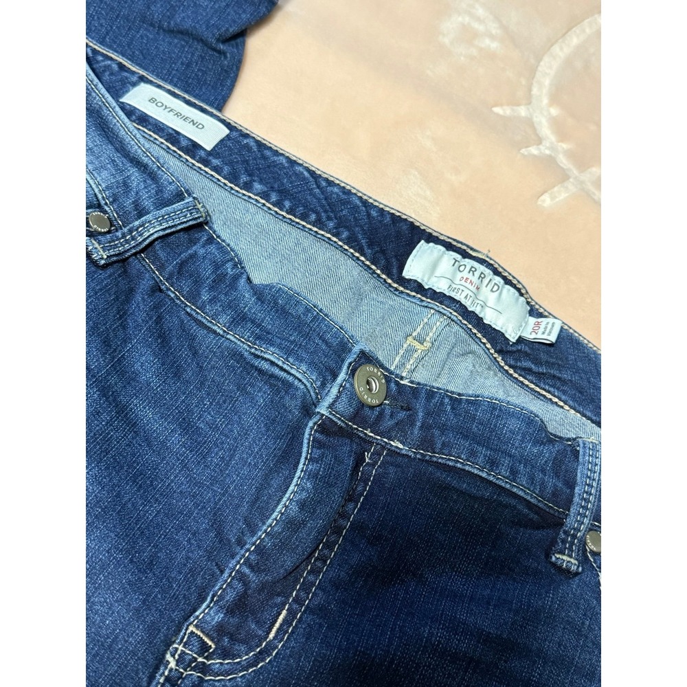 Torrid Boyfriend Jeans Size 20 - Picture 3 of 7